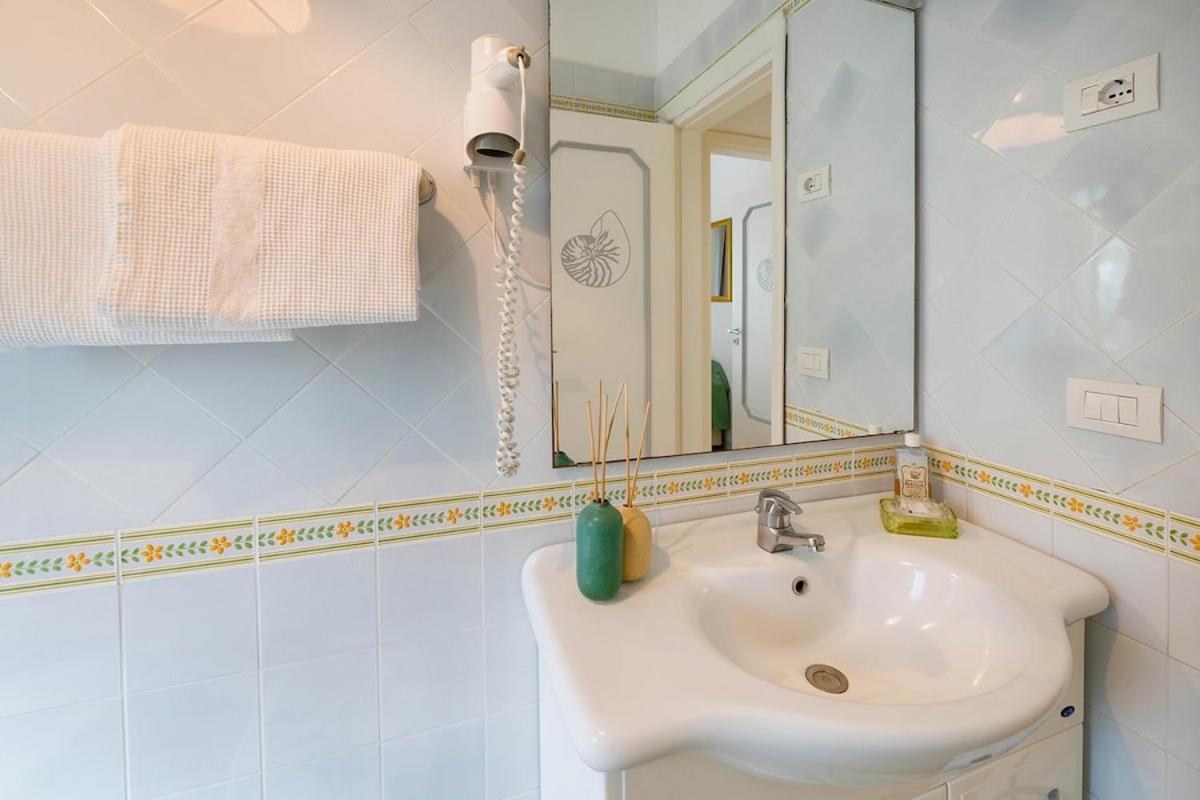 Villa Marinella Close To The Sea With Private Pool Nerano Exterior photo